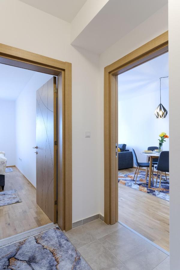 Sara Apartments Високо Екстериор снимка