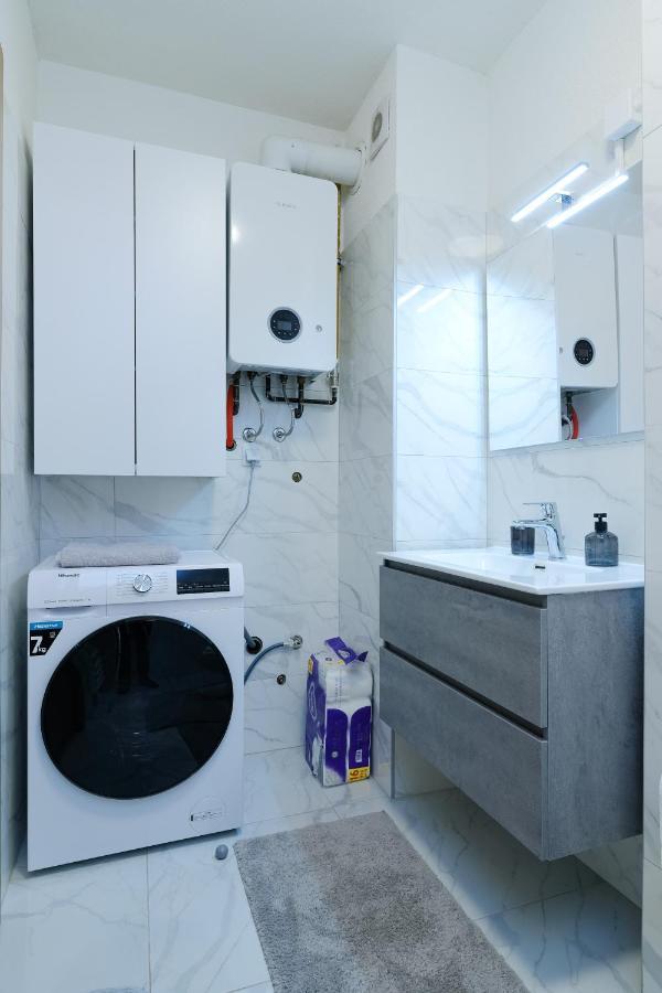 Sara Apartments Високо Екстериор снимка