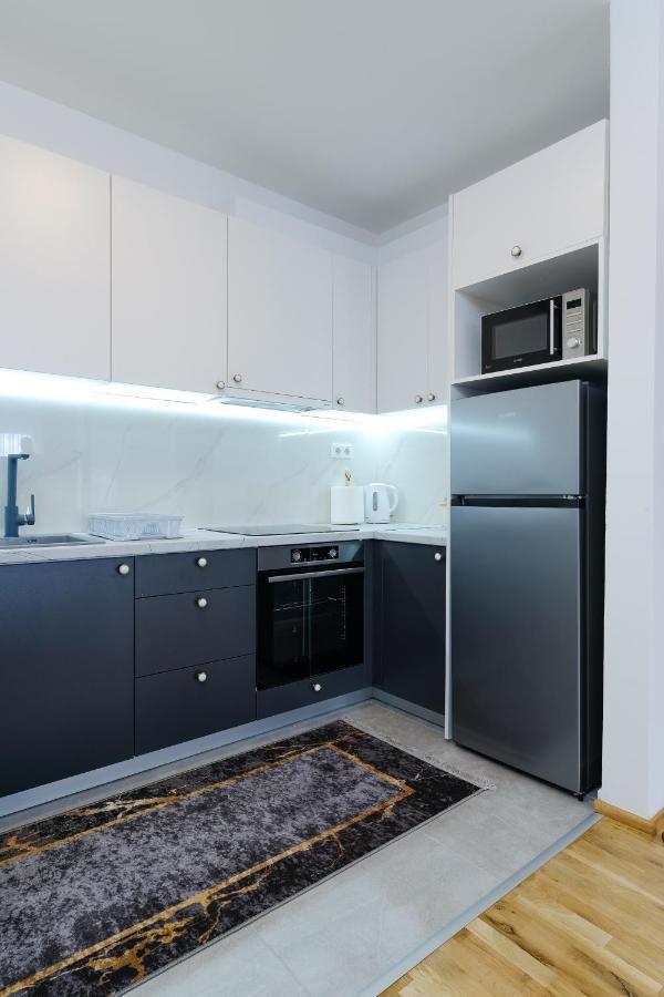 Sara Apartments Високо Екстериор снимка