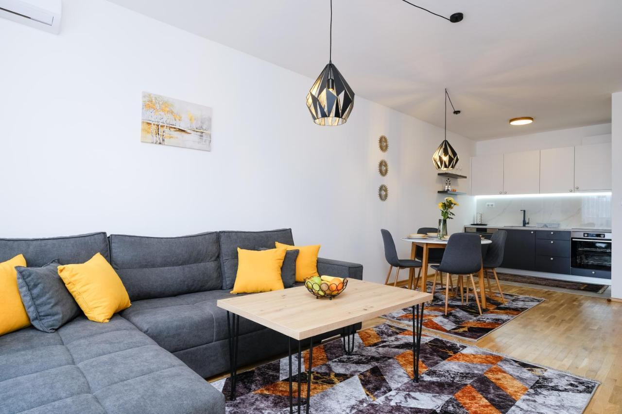 Sara Apartments Високо Екстериор снимка