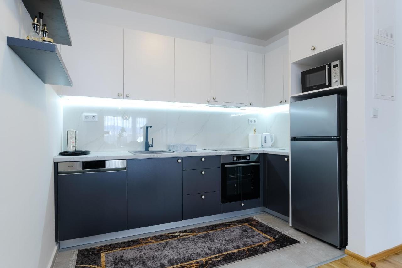 Sara Apartments Високо Екстериор снимка