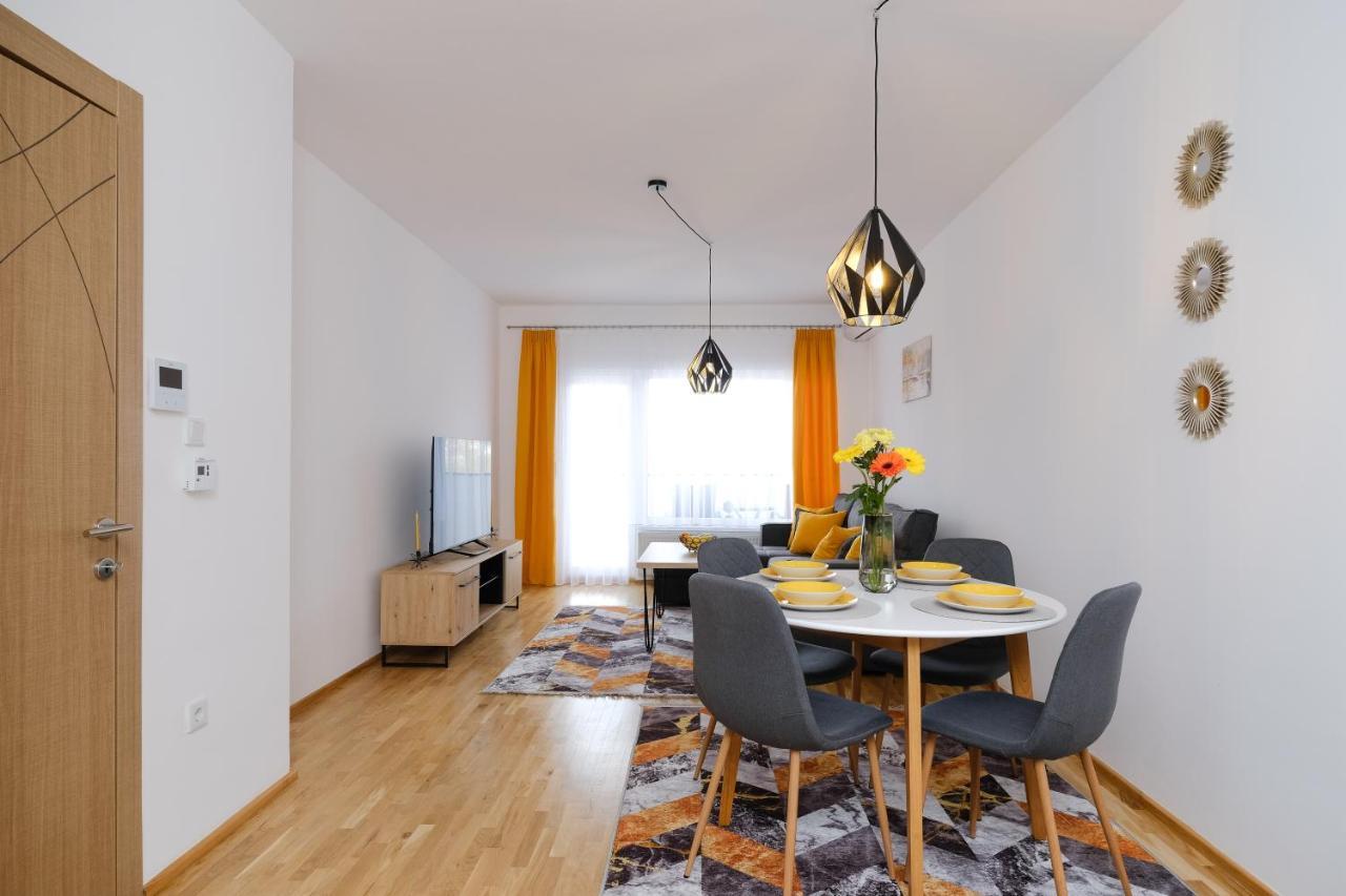 Sara Apartments Високо Екстериор снимка